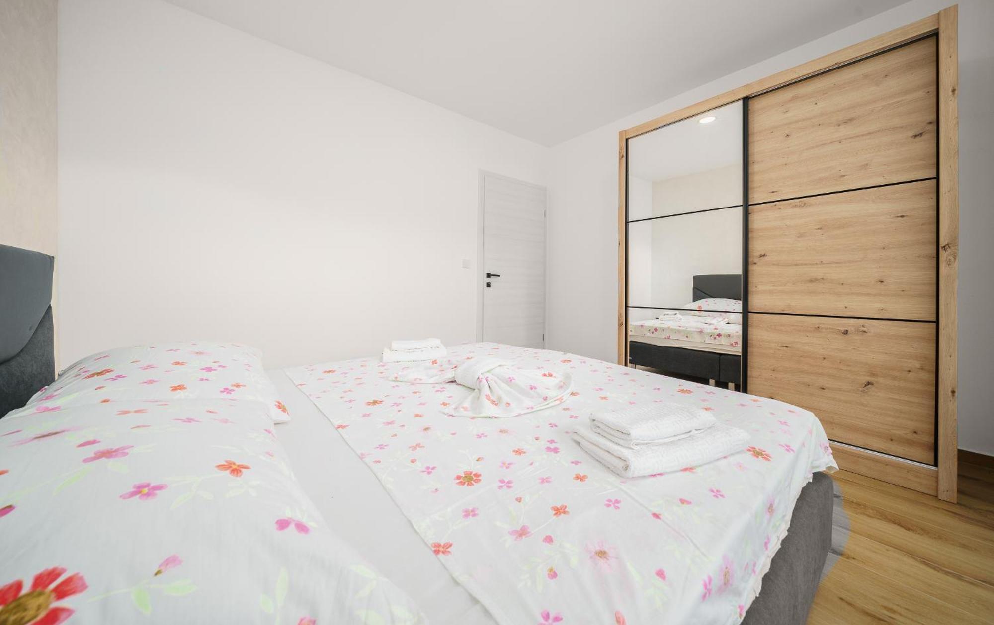 Luxury Apartments-La Dino Maky Vodice Pokoj fotografie
